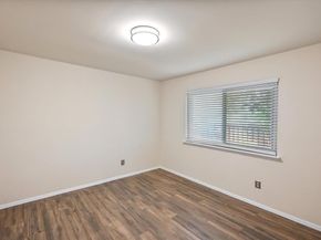 1036  Clinton Street , Carrollton Texas 75007