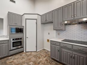 1036  Clinton Street , Carrollton Texas 75007