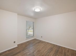1036  Clinton Street , Carrollton Texas 75007