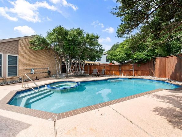 1036  Clinton Street , Carrollton Texas 75007