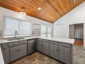 1036  Clinton Street , Carrollton Texas 75007