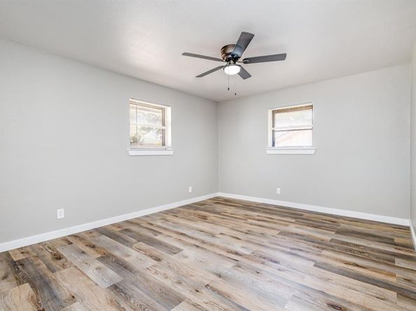 809  Carroll Drive , Garland Texas 75041