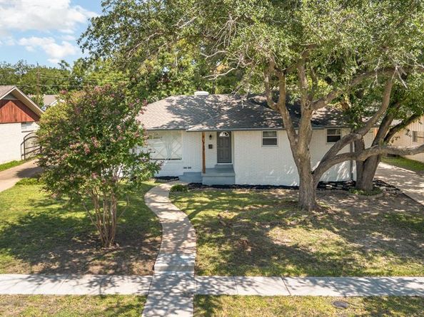 809  Carroll Drive , Garland Texas 75041