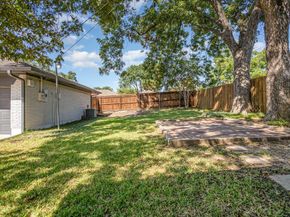 809  Carroll Drive , Garland Texas 75041