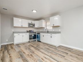 809  Carroll Drive , Garland Texas 75041