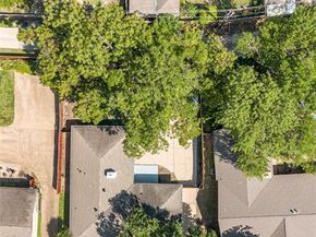 809  Carroll Drive , Garland Texas 75041