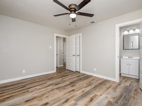 809  Carroll Drive , Garland Texas 75041