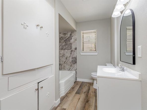 809  Carroll Drive , Garland Texas 75041