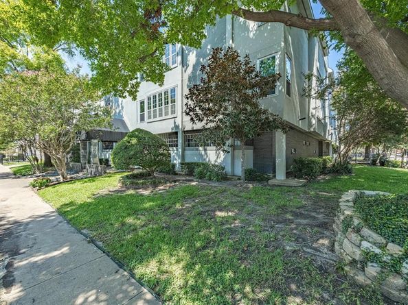 4104 N Hall Street  326, Dallas Texas 75219