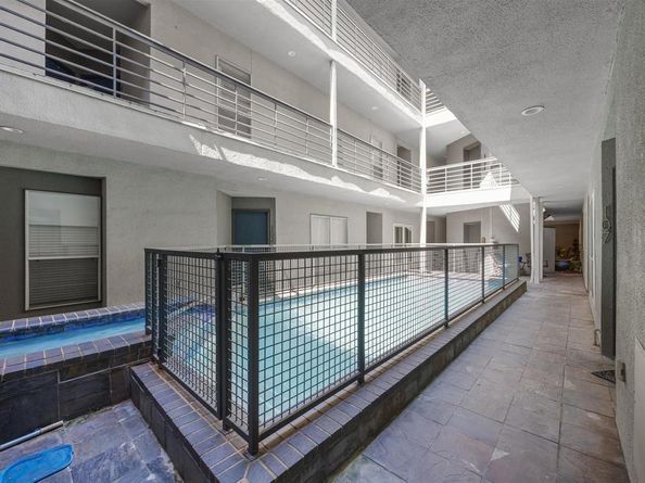 4104 N Hall Street  326, Dallas Texas 75219