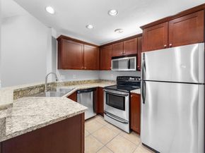 4104 N Hall Street  326, Dallas Texas 75219