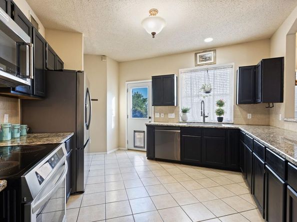 1709  Northampton Drive , Rowlett Texas 75089