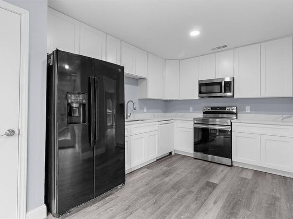 2222  Salem Drive , Carrollton Texas 75006