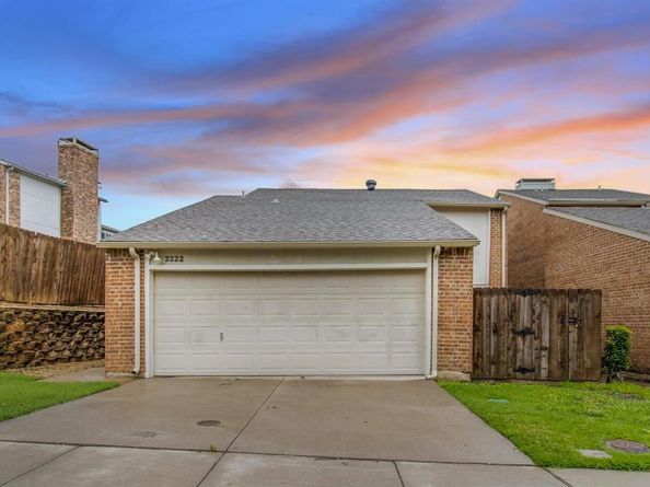 2222  Salem Drive , Carrollton Texas 75006