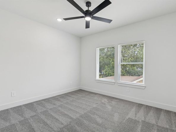 4715 S Denley Drive , Dallas Texas 75216