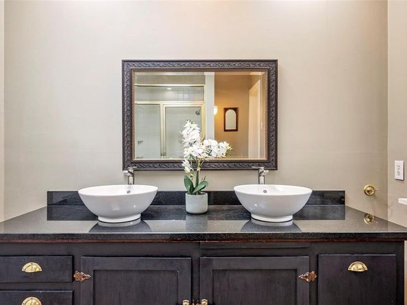 1306  Elizabeth Boulevard , Fort Worth Texas 76110