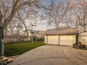 1306  Elizabeth Boulevard , Fort Worth Texas 76110