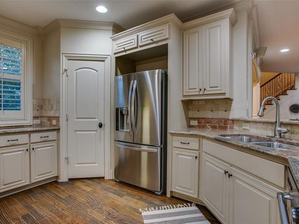 7238  Casa Loma Avenue , Dallas Texas 75214