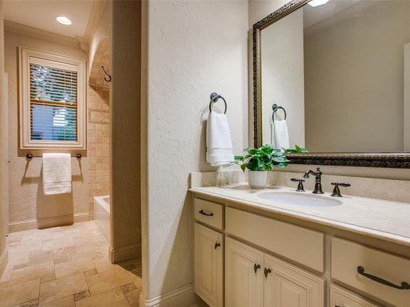 7238  Casa Loma Avenue , Dallas Texas 75214