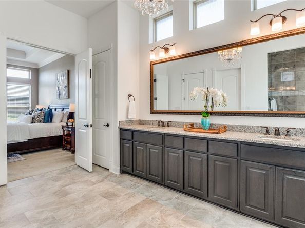 6809  Strauss  , Colleyville Texas 76034