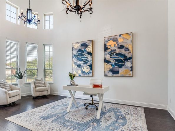 6809  Strauss  , Colleyville Texas 76034