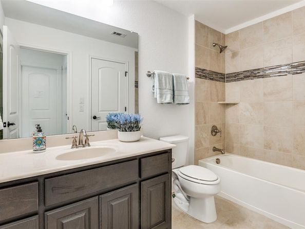 6809  Strauss  , Colleyville Texas 76034