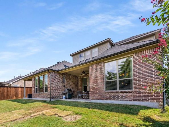 2825  Macquarie Street , Trophy Club Texas 76262