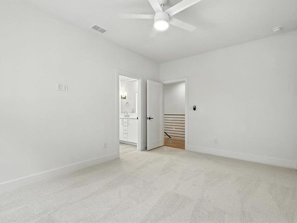 4518  Hopkins Avenue , Dallas Texas 75209
