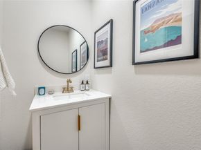 5919  Belmont Avenue , Dallas Texas 75206