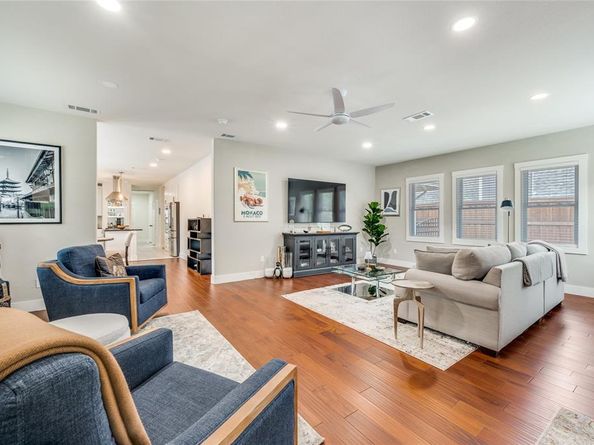 5919  Belmont Avenue , Dallas Texas 75206