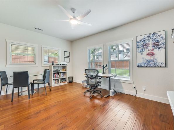 5919  Belmont Avenue , Dallas Texas 75206