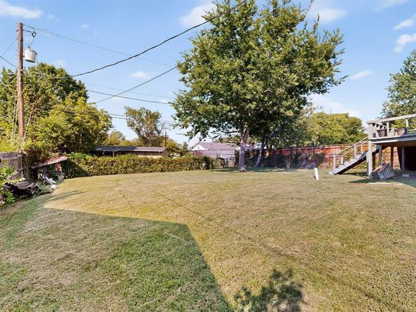 1109  Montclair Drive , Garland Texas 75040