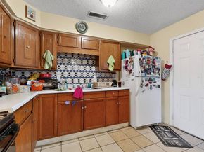 1109  Montclair Drive , Garland Texas 75040
