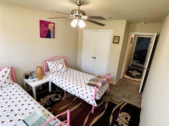 1706 E Arlington Avenue , Fort Worth Texas 76104