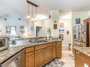 327  Kahala Drive , Dallas Texas 75218