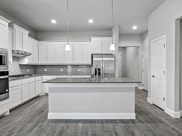 2609  MCCORMICK Street , Denton Texas 76205