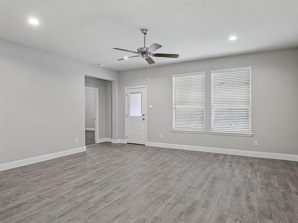 2609  MCCORMICK Street , Denton Texas 76205
