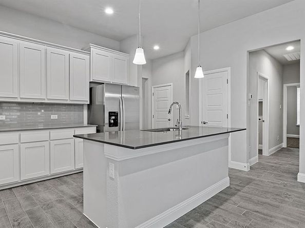 2609  MCCORMICK Street , Denton Texas 76205