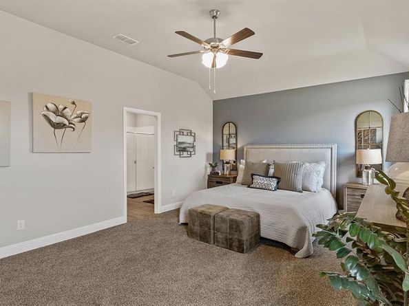 2800  MCCORMICK Street , Denton Texas 76205
