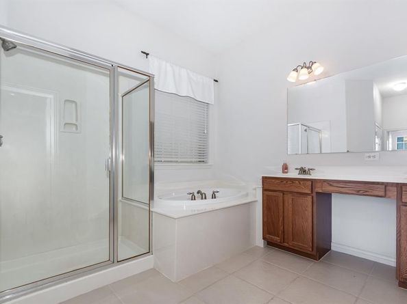 556  Garrett Road , Fate Texas 75087