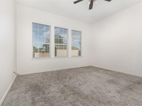 556  Garrett Road , Fate Texas 75087