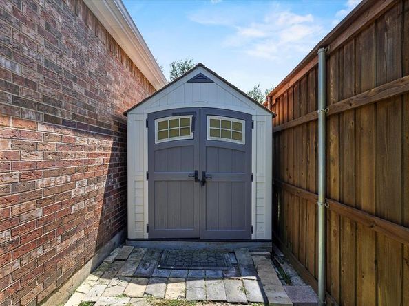 207  Leonard Way , Fate Texas 75087