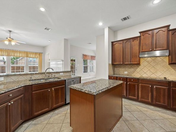 207  Leonard Way , Fate Texas 75087