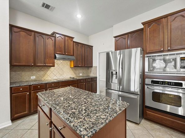207  Leonard Way , Fate Texas 75087
