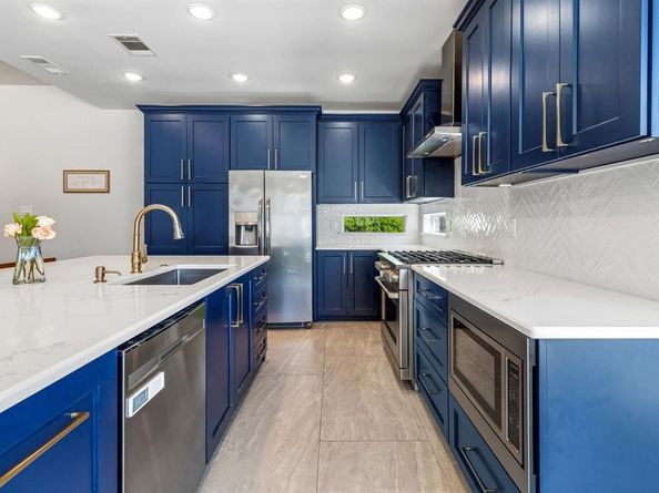 8710  Creekside Drive , Rowlett Texas 75089