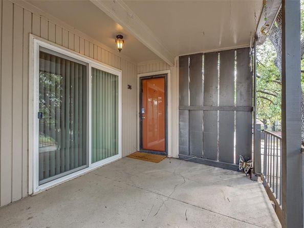 5214  Fleetwood Oaks Avenue  206, Dallas Texas 75235