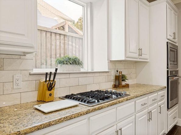 2005  Saint Pierre Drive , Carrollton Texas 75006