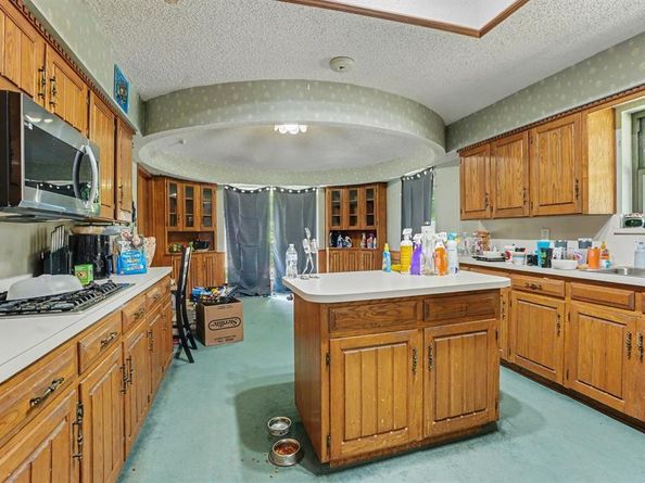 1215  Thunderbrook Drive , DeSoto Texas 75115