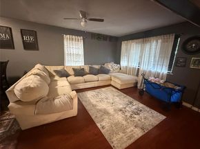 3834  Shelley Boulevard , Dallas Texas 75211