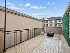 1071  Tea Olive Lane , Dallas Texas 75212